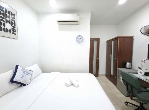 Lunar Stay HCM
