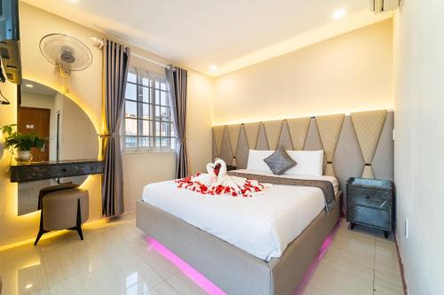 Khách Sạn Phát Tiến