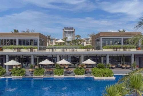 Luxury 3BR Private Pool Villa Wyndham Garden Cam Ranh Free Taxi Airport