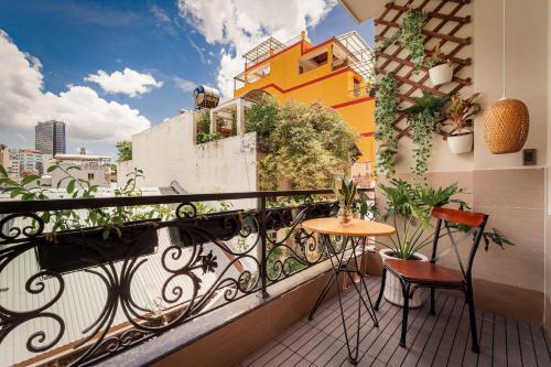 Hapi Luxe Hotel