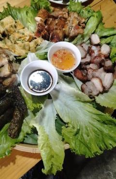 Red Dao Homestay and Entire bungalow