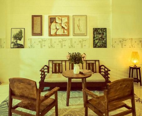 Ngôi nhà bên cạnh bãi biển, NỒM HOME
