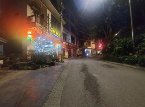 Khách sạn Sơn Tùng