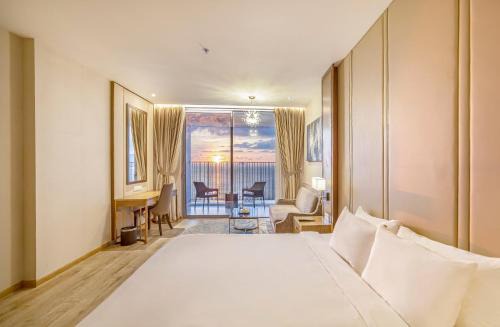 The Zenix Hotel Seaview
