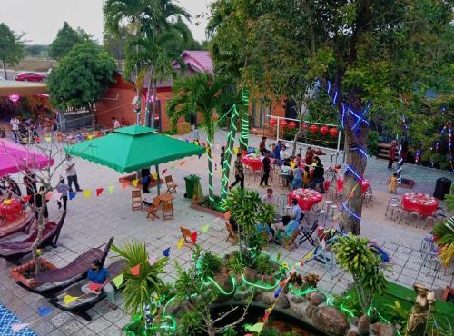 Bảy Đồng Homestay