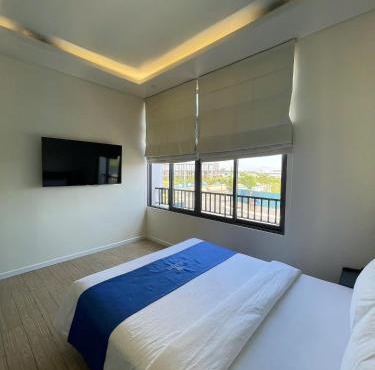 Lá Riverside Boutique Hotel