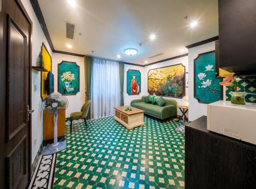 Nature Hotel - Ba Dinh