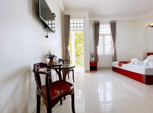 Truong Ca Hotel