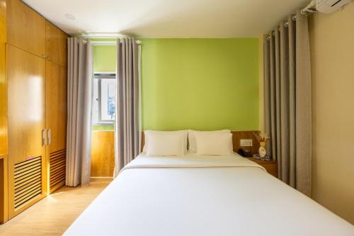 A25 Premium Hotel - 142 Bùi Thị Xuân