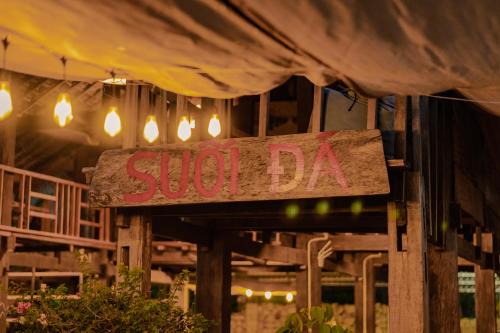 Suoi Da Homestay