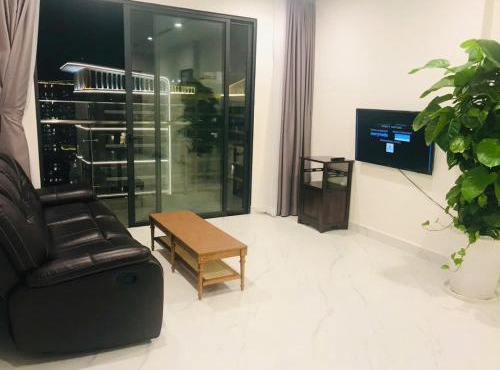 Campell hotel & apartment Vinhome Grand Park
