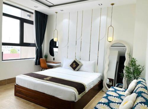 Lucasta Hotel