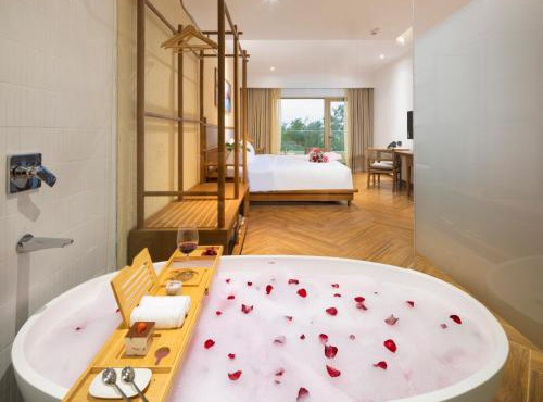 Iconic Long Hai Hotel