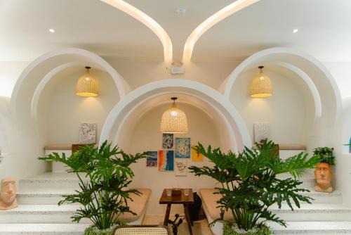 Lotus Home Cafe