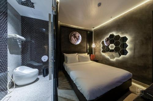 PYNT HOTEL