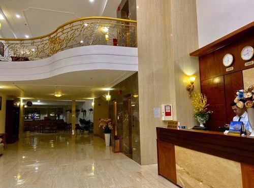 Le Centre Pleiku Hotel
