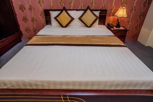 Dong Bao Hotel