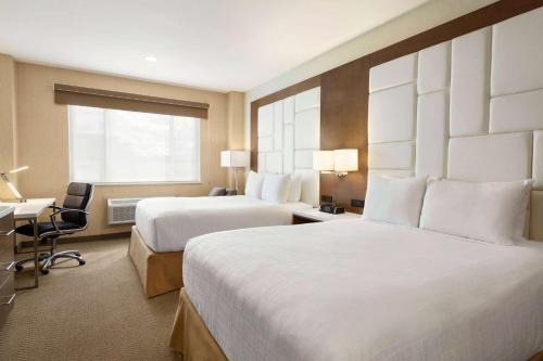 Wyndham Anaheim in Anaheim