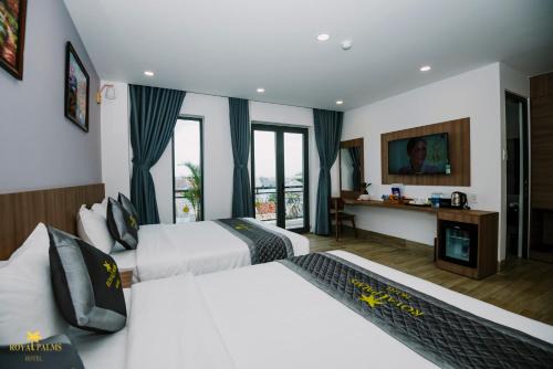 Royal Palms Hotel
